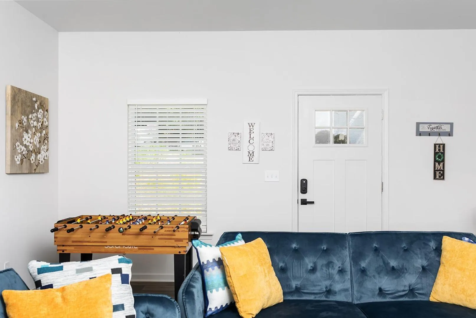 בית נופש הוילה שרלוט Fresh & Comfy Near Uptown With Hottub & Private Yard